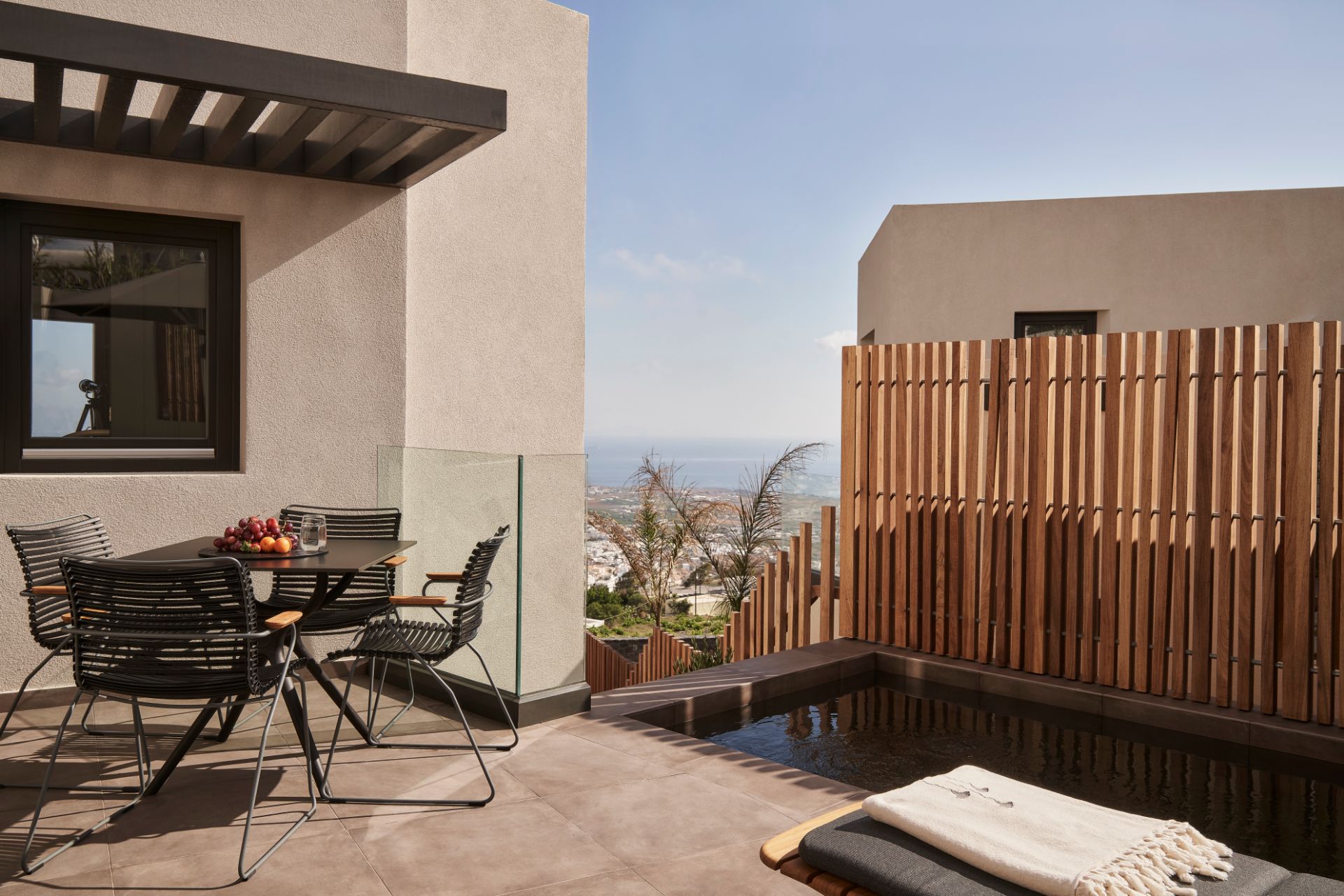 Apikia-Santorini-Deluxe-Two-Bedroom-Pool-Suite-Panoramic-View-4