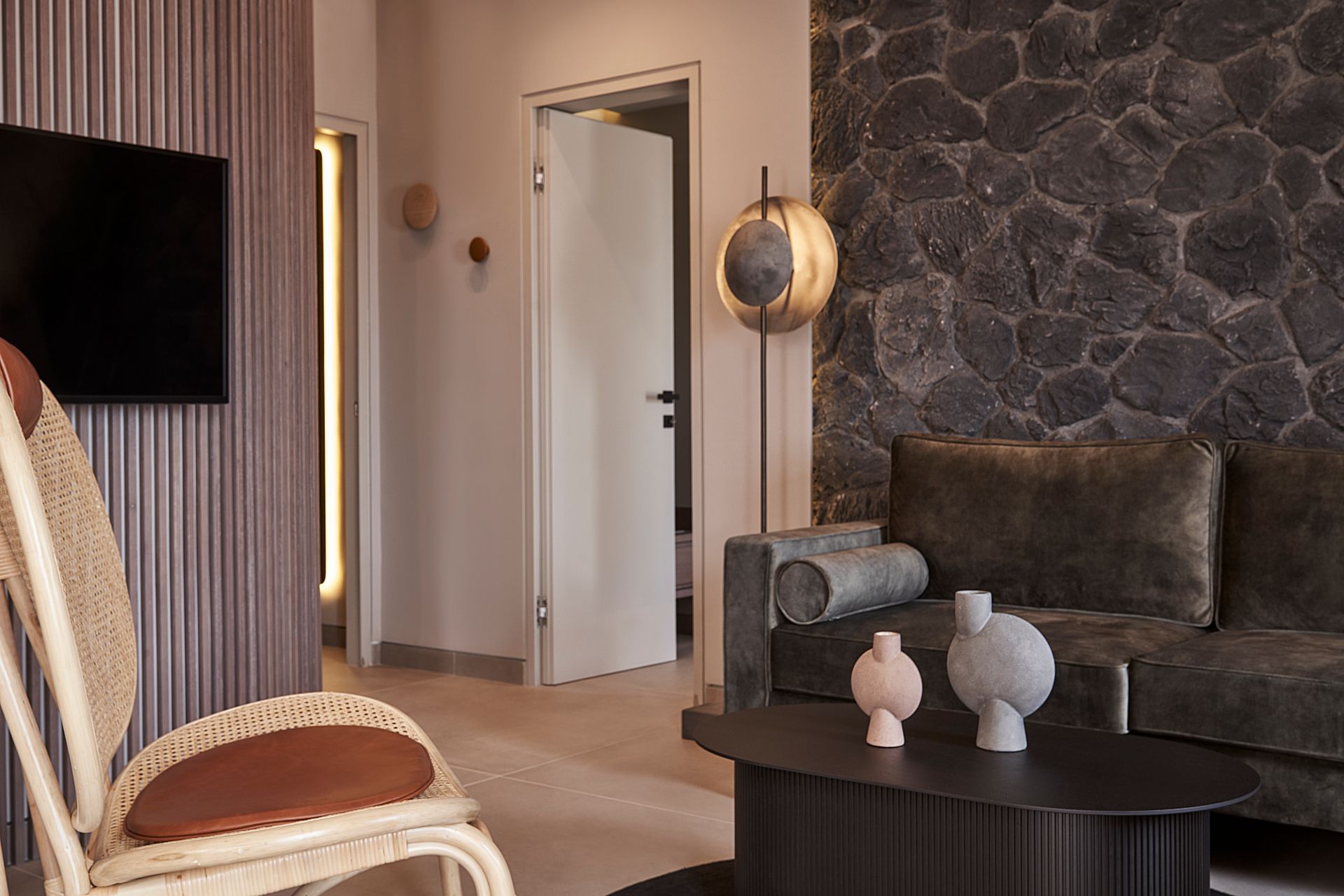 Apikia-Santorini-Signature-Two-Bedroom-Pool-Suite-Panoramic-View-5-1